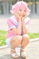 ��_�|�[�Y�������������Ŕ����@�l�C�C�x���g�w�R�X�v�����x�̊y���݂́g���킹�h�B�e 