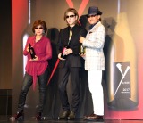 �wY by Yoshiki�x�v���~�A���V�샏�C�����\��ɏo�Ȃ���(������)���т䂤�q���AYOSHIKI�A���ѐL�� (C)ORICON NewS inc. 