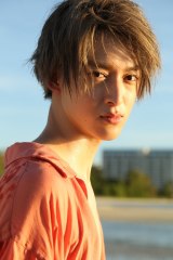 �g���p�����b�h�h�ɓ������ЁA���̌̋��O�A����18�΂̂��ׂĂ�\�� ���̔�����I 