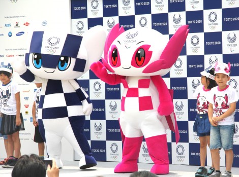 画像 写真 東京オリンピック パラリンピックのマスコットキャラ名 ミライトワ ソメイティ に決定 正式デビュー 2枚目 Oricon News
