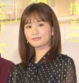 画像 写真 前田敦子 勝地涼と結婚後初公の場で指輪キラリ 報道陣の祝福に笑顔 ありがとうございます 5枚目 Oricon News