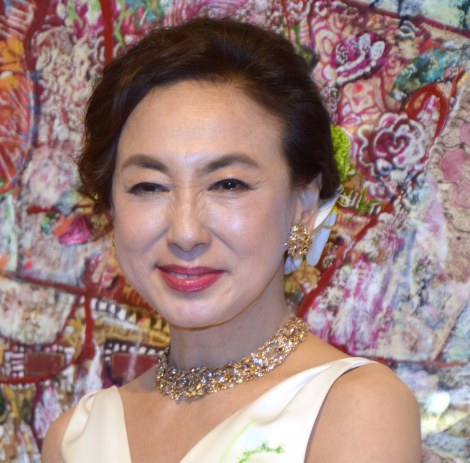 画像 写真 猪瀬直樹氏 蜷川有紀 2ショットで婚約会見 猪瀬氏は 甘え上手 3枚目 Oricon News