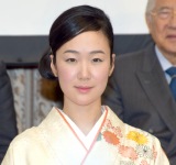 ���؊�сA�̒��s�ǂŎ��ʉ�Ȃ��R�����g�񂹂� ���؉؁u�������������v 