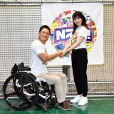 この日は初対面だったプロ車いすテニスプレイヤーの国枝慎吾選手と歌手の家入レオ （C）ORICON NewS inc. 