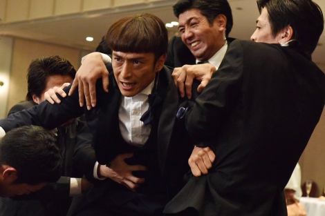 画像 写真 波瑠 吉沢亮と サバ婚 クランクアップ 伊勢谷のサプライズに涙 10枚目 Oricon News
