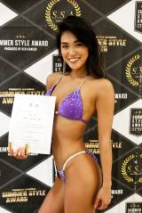 ���l�C���X�g���N�^�[�A�{�f�B���̐V����ŗD�� ���z�̓L�����Ƃ��тꂽ�u�����v�V���G�b�g�v 