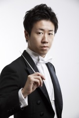 �e���r�����̏����R���q�A�i�E���T�[�ƌ��������w���҂̐쐣�����Y�� 