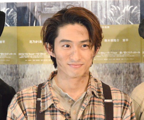 三宅健の画像 写真 V6三宅健 滝翼にエール タッキーと内緒話 言うわけないだろっ 笑 2枚目 Oricon News