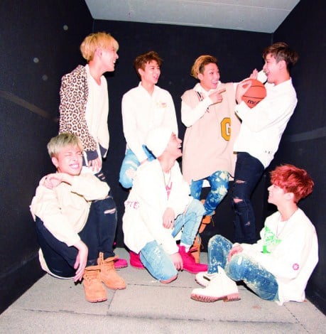 Ikonの画像 写真 Bigbangの 弟分 Ikon 初武道館で1万3000人魅了 夢のよう 2枚目 Oricon News