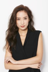 ���f���̃\���C����1�q�D�P��� ���t�o�Y�\��u�V�������̊�Ղɕv�w�Ŋ�сv 