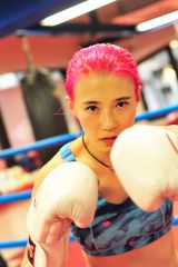 �{�N�T�[����l����A�ˑR�̈��ނƓn�Ă���1�N�u�������~�܂����A����ł����Ă鋭���̂��ق����v 