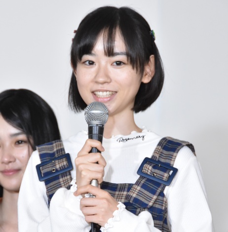 杏花の画像 写真 新垣結衣 男子生徒の告白に照れ ありがとう 4枚目 Oricon News