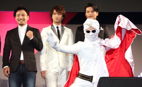 月光仮面 舞台化決定で来年7月から上演 オリジナルキャラ 新月仮面 も登場 Oricon News