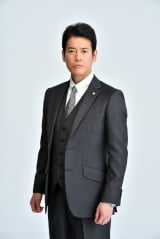 ��������A��ՋM�q�̕v����10�N�Ԃ苤���@�^�f�̃G���[�g���������� 