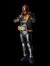 �y���ʃ��C�_�[�S�[�X�g�z���E�̈̐l���������X�o�� �u�������v�Ɉ���J 