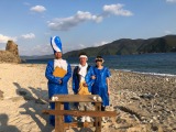 無人島で0円結婚式を挙げたよゐこの濱口優&南明奈(C)テレビ朝日 