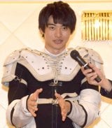 �㒅��E���I�[�g���[�X�̃v���e�N�^�[�������镽�c�Y�� �iC�jORICON NewS inc. 