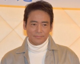 �f��w�Ԑ��ύX�|�L���[�|�������グ�āx�̐��씭�\�L�҉��������O�� �iC�jORICON NewS inc. 