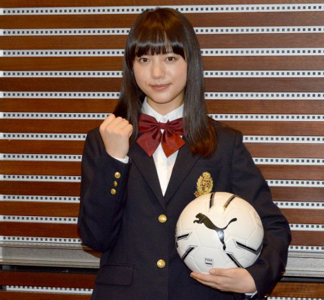 清原果耶 人気女優の登竜門 14代目高校サッカーマネージャーに ダンスも挑戦 Oricon News