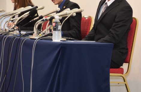 画像 写真 鍋に顔つけられた男性会見 加害者の社長に 罪をつぐなってほしい 2枚目 Oricon News