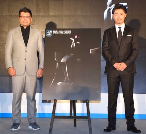 ガンダム40周年コラボレーション商品の発表会に出席した（左から）奥山清行氏、EXILE MAKIDAI （C）ORICON NewS inc.（C）創通・サンライズ 