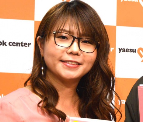 山崎ケイの画像 写真 山崎ケイ ちょうどいいブスのススメ 第2弾執筆中 タイトルは 内緒 4枚目 Oricon News