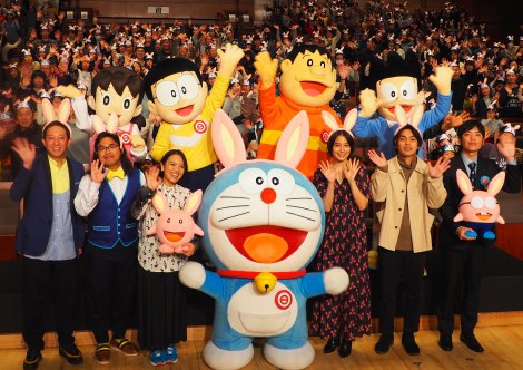 画像 写真 ロッチ中岡 指笛が鳴る人気ぶり 映画ドラえもん 試写会で子どもから声援 3枚目 Oricon News