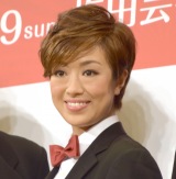 ����˂̃g�b�v�X�^�[�k�ĊC仂��Ӎ� ��Ŏ������В����E�ł̋^�� 