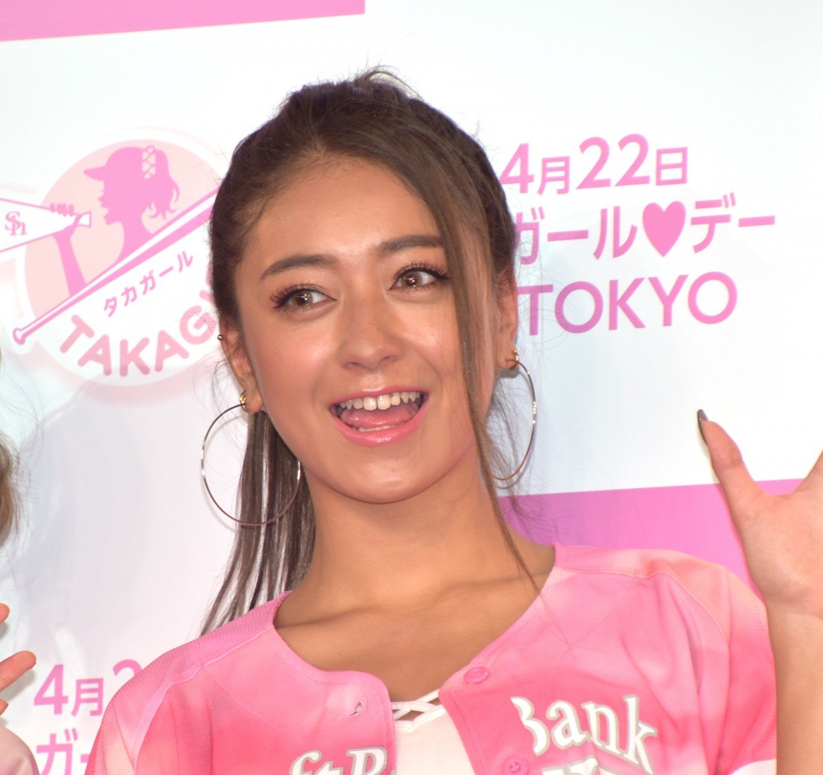 みちょぱ、へそ出し衣装で登場も若槻千夏が暴露「見せかけの露出