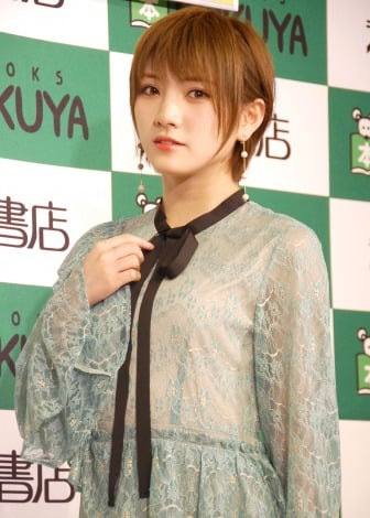 画像 写真 Akb岡田奈々 まゆゆリスペクトの 全裸ポーズ を再現 麻友さんに憧れて 7枚目 Oricon News