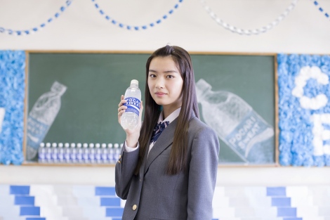 画像 写真 女優の登竜門 ポカリcm新ヒロインは14歳の新人 茅島みずき 青ダンスに挑戦 6枚目 Oricon News