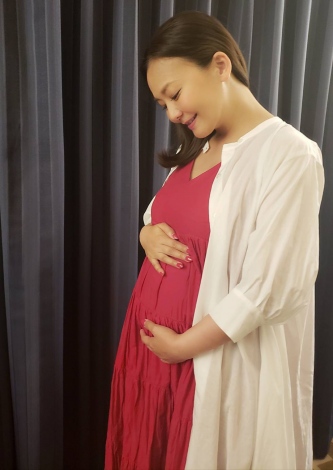 妊娠6ヶ月を発表した華原朋美 