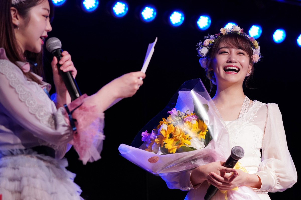 岡田奈々・小嶋真子・峯岸みなみ 画像・写真 | AKB48小嶋真子が卒業公演 アパレルプロデュース＆動画配信で「みんなを忙しくする」 7枚目 | ORICON NEWS