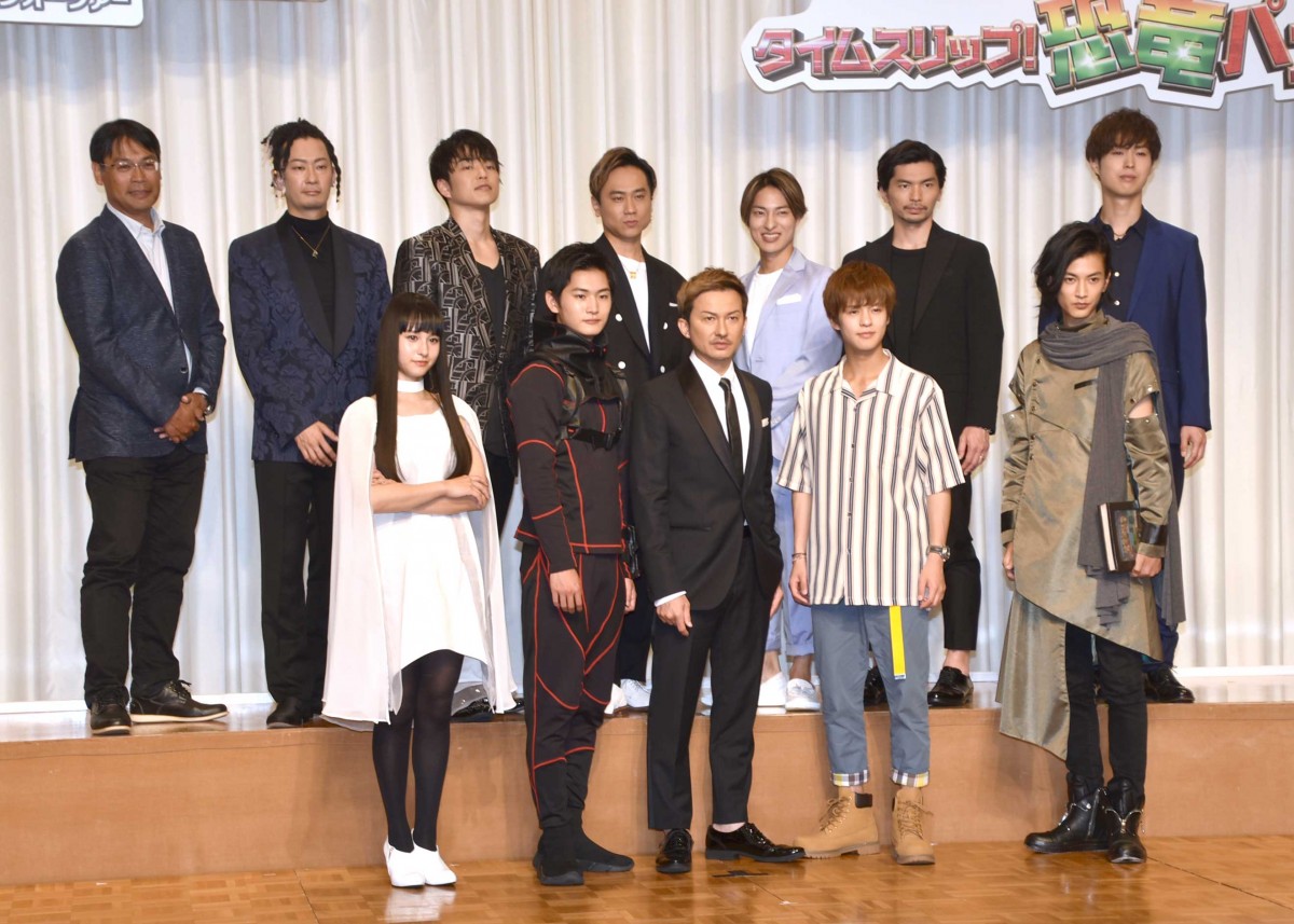 fw ʃC_[WIE Over Quartzerx̐씭\̗lq (C)ORICON NewS inc. 