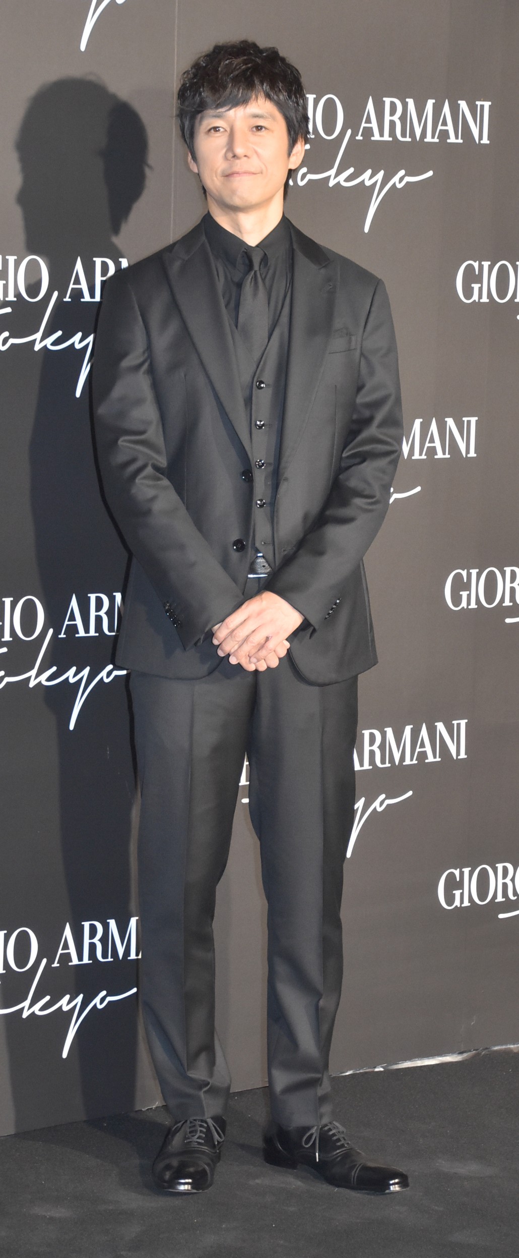 画像・写真 | 山崎賢人＆西島秀俊、スーツ姿で競演 ユマ・サーマン