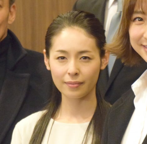 西原亜希の画像 写真 新婚の篠田麻里子 バツイチ刑事役を熱演も そういう風にならないように 1枚目 Oricon News
