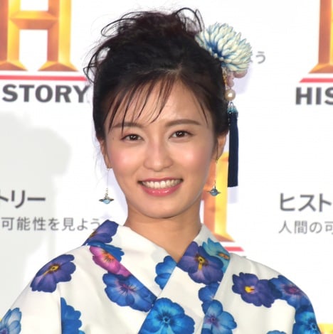 画像 写真 山下耀子 突然の 胸盛ってる 発言に驚き こじるりが追及 盛ったところで 10枚目 Oricon News