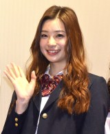 �������ԁA�~�j�X�J���q�����]���r�p���J�u���P�����Ⴄ���v 