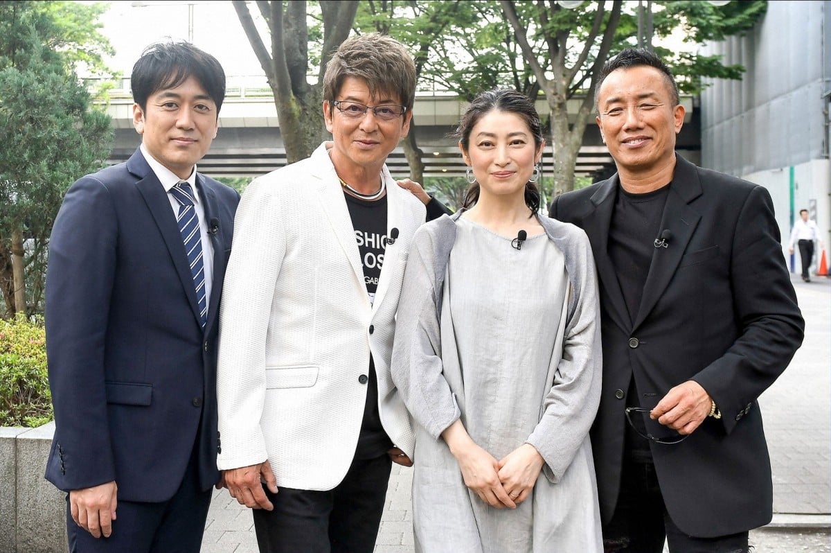 長渕剛、ドラマ『とんぼ』共演者と31年ぶり再会 哀川翔が当時の秘話明かす | ORICON NEWS