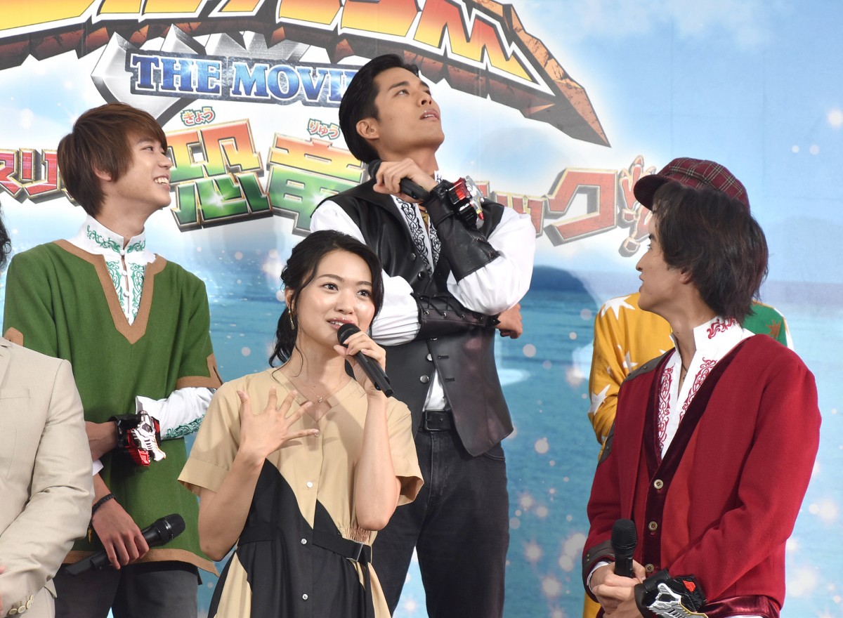 岸田タツヤ パーカー PALINDROME 岸田タツヤ Tシャツ ブランド