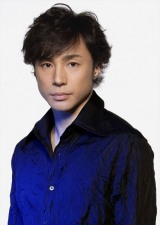 ���R�I�V�A�w�v���o�̃����f�B�[�x���i��u�r���[�e�B�t���E�n�[���j�[�͂���v 