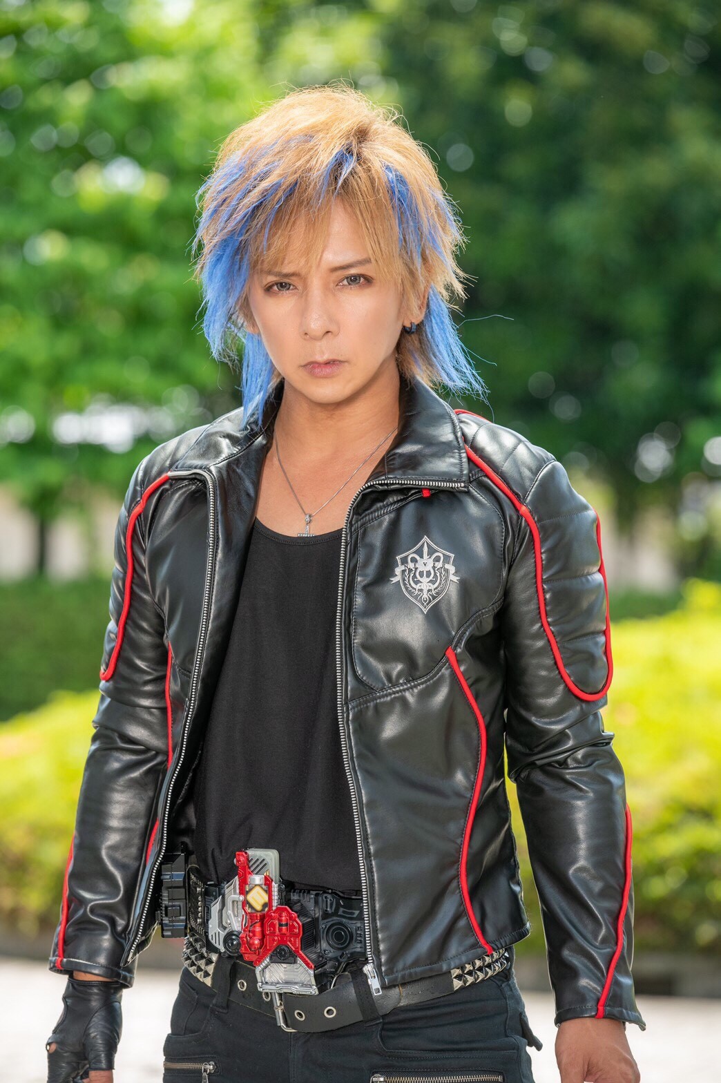 仮面ライダーエターナル　大道克己役　Sophia 松岡充さんの直筆サイン 画像・写真 | 松岡充、仮面ライダーエターナル復活でファンに
