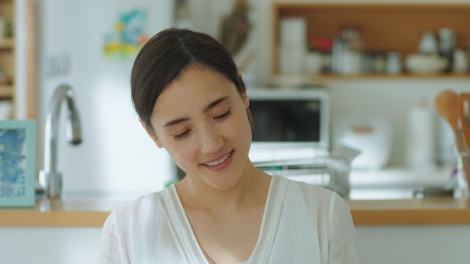 画像 写真 一色紗英 10年ぶりcm出演 変わらぬチャーミング 母親らしさで魅了 8枚目 Oricon News