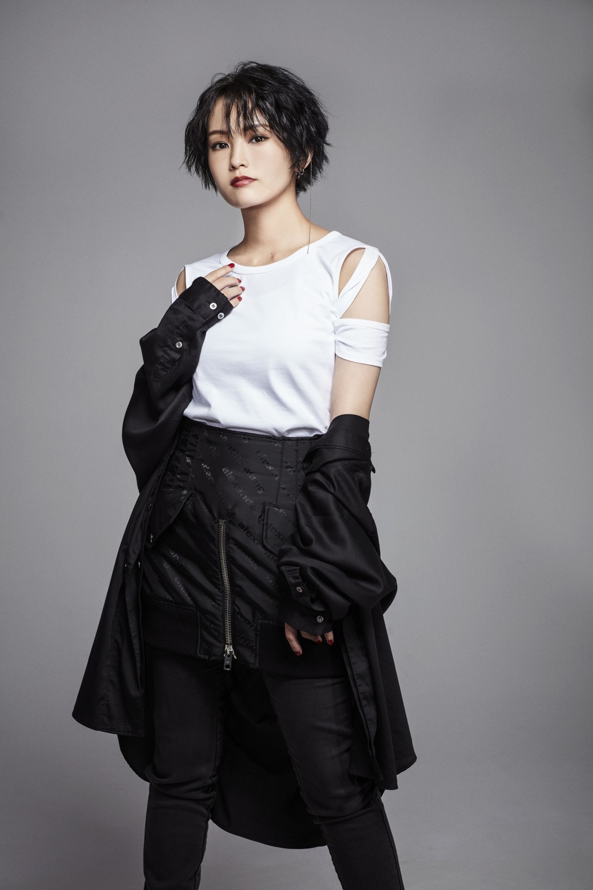 山本彩 新曲「棘」に豪華ミュージシャン参加 新ビジュアル