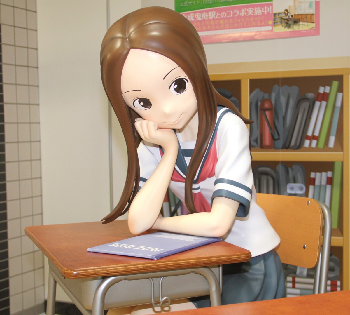 画像・写真 | 声優・高橋李依、等身大“高木さん”像に照れ「『脇腹を