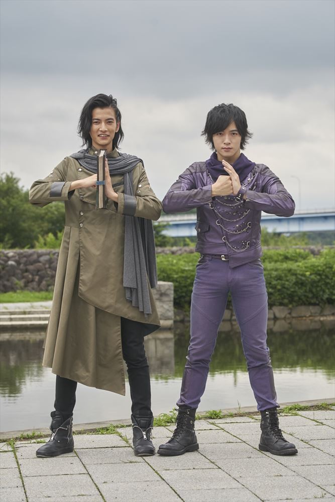 送込】仮面ライダードライブ・チェイス役上遠野太洸直筆サイン+メッセージ入りチェキ 仮面ライダードライブ チェイス 上遠野太洸の通販 by R's shop