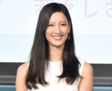 �؁X���u10�N�Ԃ�ɑO�������܂����v ���������ȃA�b�v�V���b�g�ŕ� 