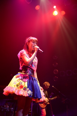 画像 写真 平野綾 4年ぶりライブで初披露キャラソン含む全18曲熱唱 末永くこれからもよろしくお願いします 2枚目 Oricon News