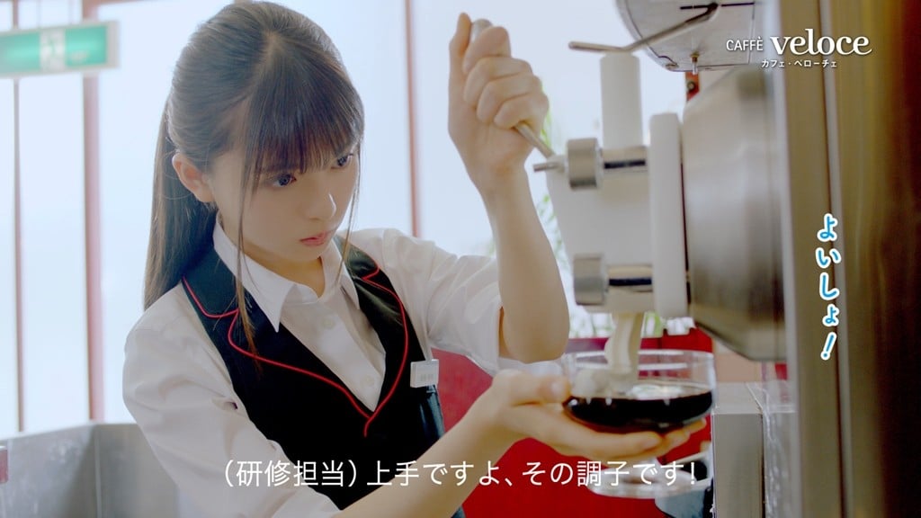 齋藤飛鳥 B2 ポスターカフェ・ベローチェ RTキャンペーン 乃木坂46 希少 齋藤飛鳥（乃木坂46）暑い夏に頑張る人達を応援！「ベローチェで