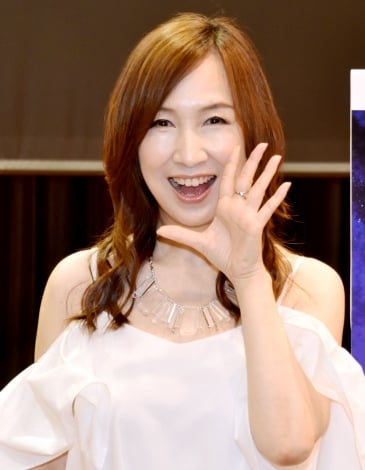 森口博子 結婚ラッシュに嘆き節 ガンダムが生涯のパートナーです Oricon News